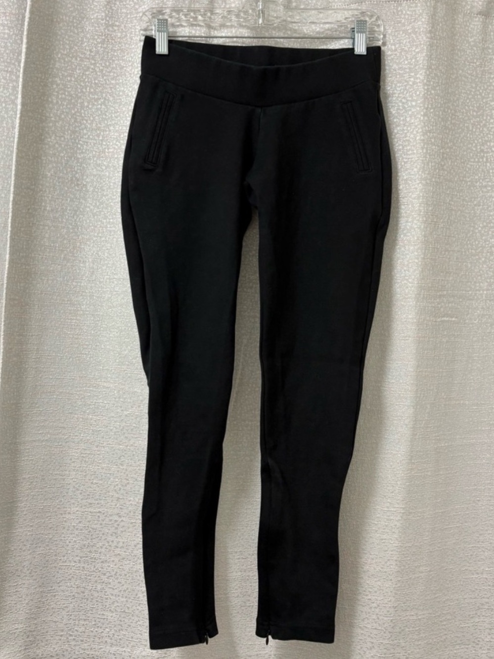 GAP Women’s Maternity Black Slim Fit Legging Pants Size XS Casual Everyday